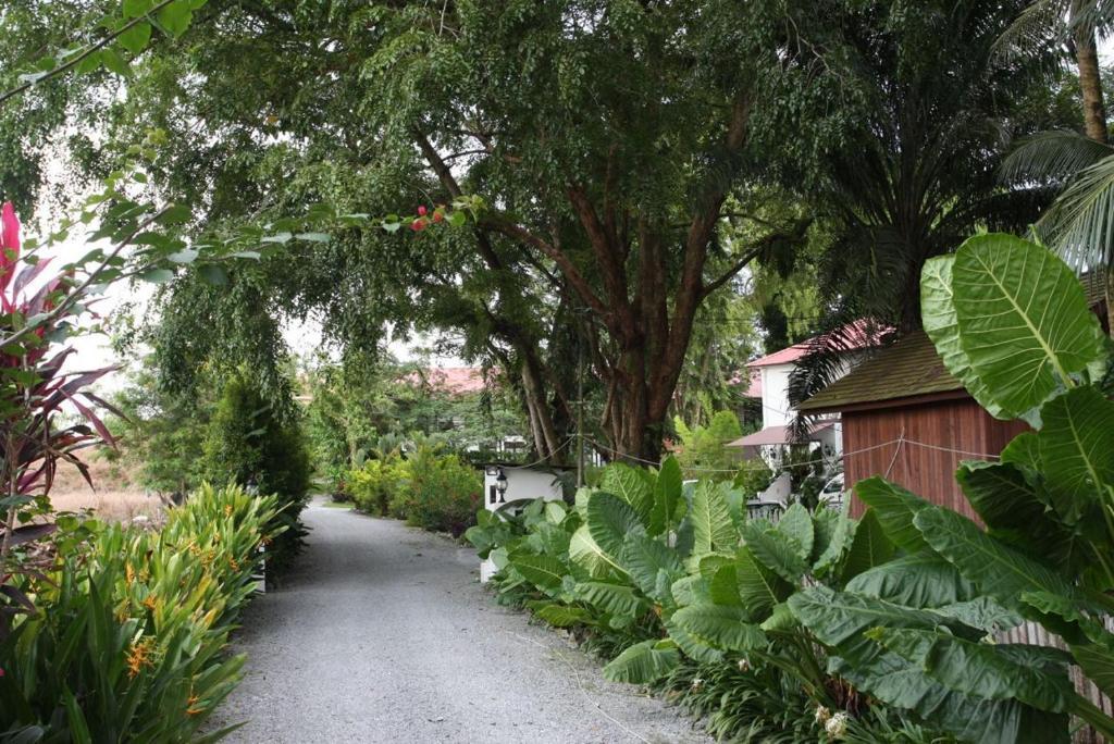 Basaga Holiday Residences Kuching Zewnętrze zdjęcie
